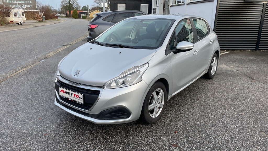 Bilabonnement hos aunetto i herning - Peugeot 208 vogn 460 Bilabonnement hos aunetto i herning - Peugeot 208 vogn 460